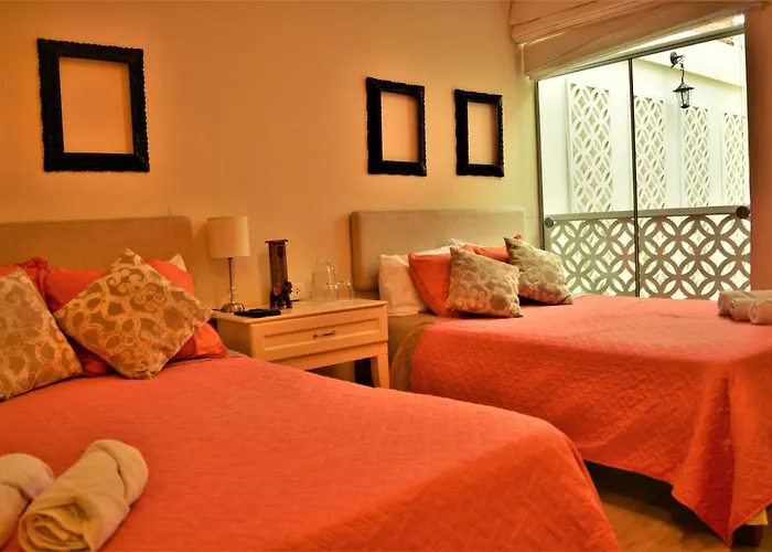 Kangaroo Wasi Airport Bed & Breakfast
