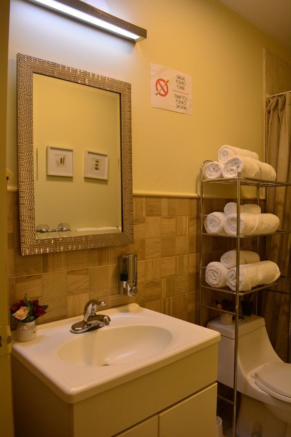 Bed & Breakfast Kangaroo Wasi Airport 2*